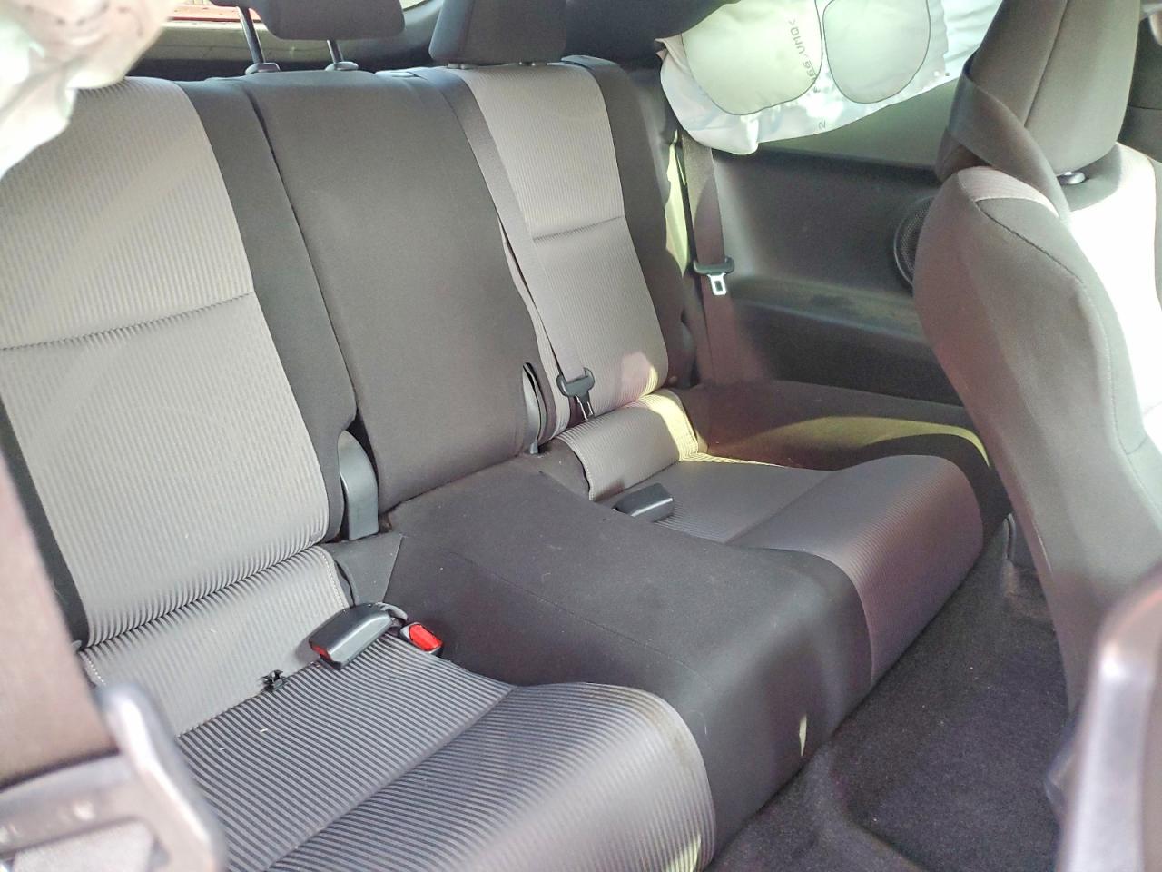 JTKJF5C7XF3091061 · 2015 SCION TC · 10/13