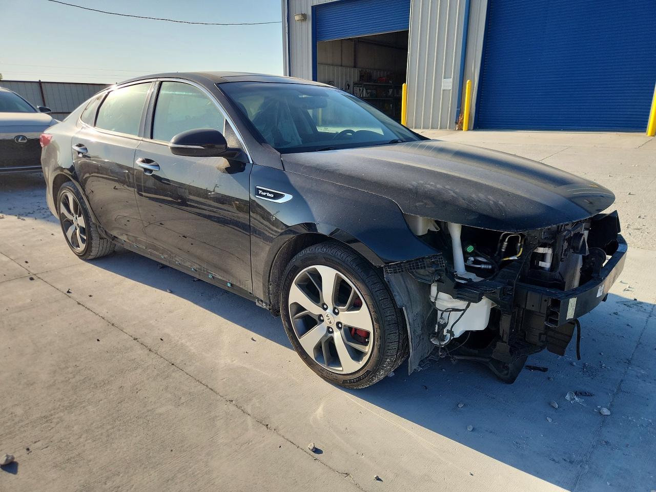 5XXGW4L20JG212334 · 2018 KIA OPTIMA · 4/13
