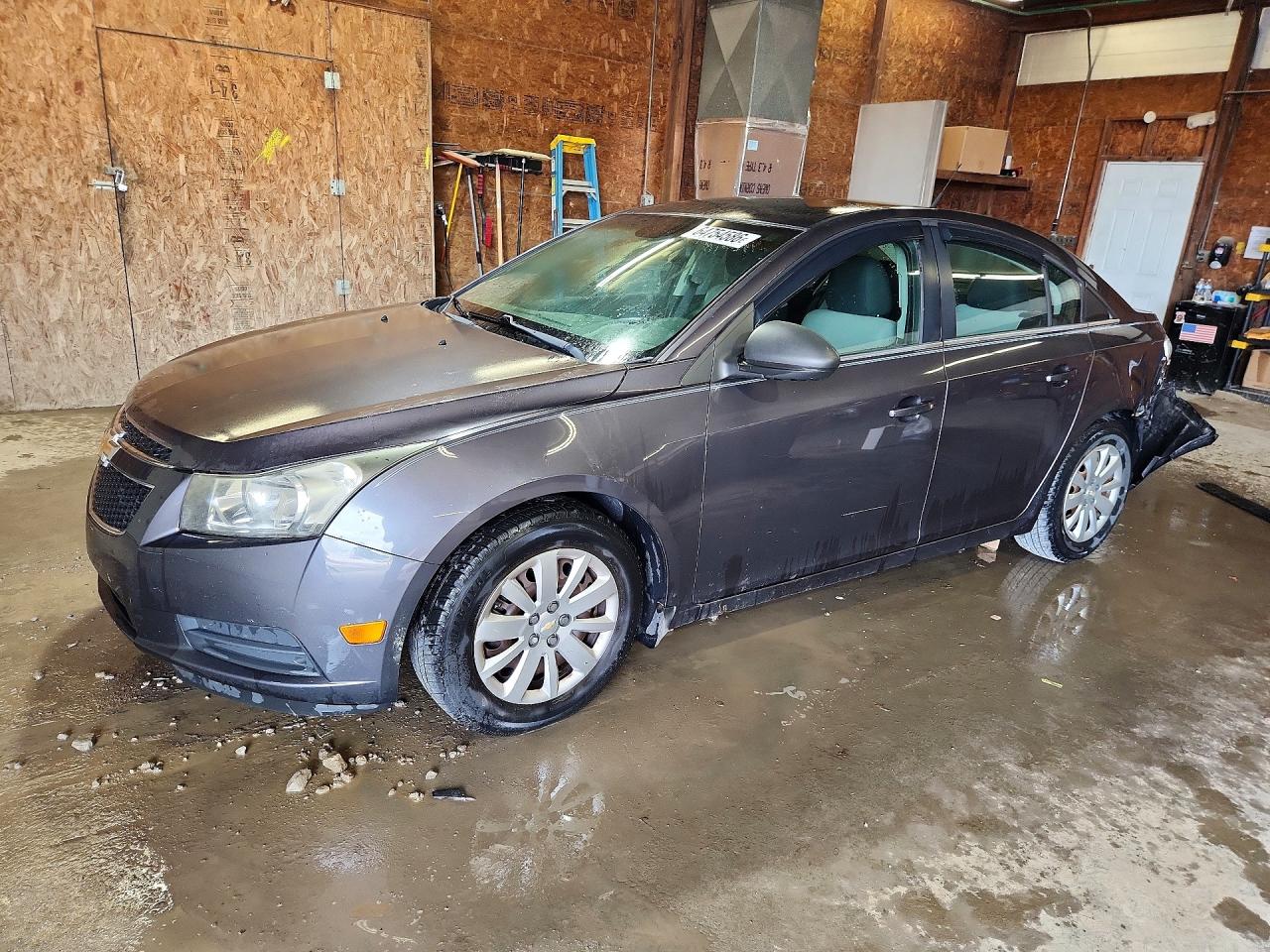 1G1PC5SH8B7131170 · 2011 CHEVROLET CRUZE