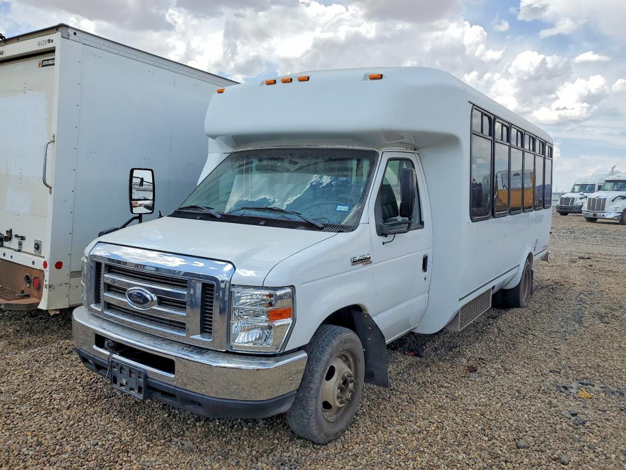 1FDFE4FS9CDB30251 · 2012 FORD ECONOLINE · 2/10