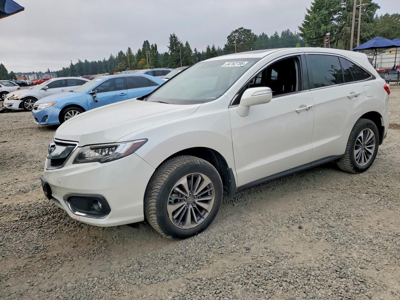 5J8TB4H7XJL018572 · 2018 ACURA RDX