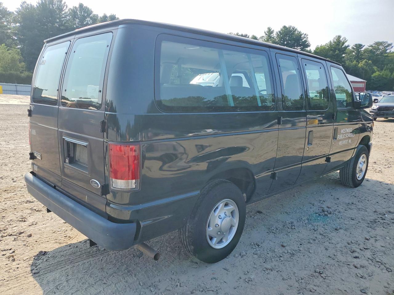 1FMNE1BW2BDB29220 · 2011 FORD ECONOLINE · 3/14