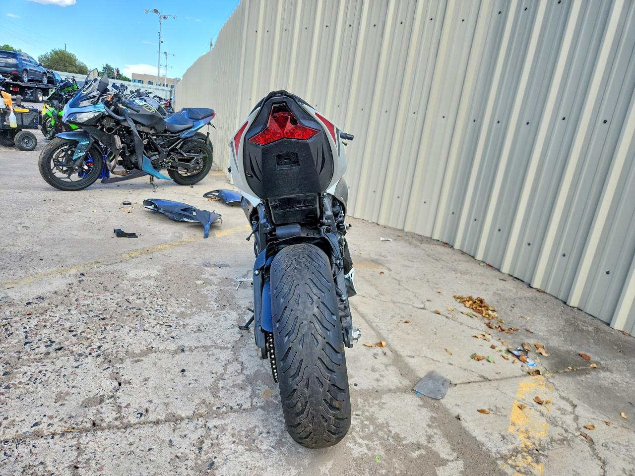 JKBZXJJ12SA029910 · 2025 KAWASAKI ZX636 · 4/9