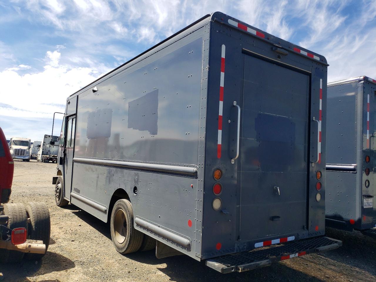 4UZAC2EA4MCML1014 · 2021 FREIGHTLINER MT45 CHASSIS · 2/13