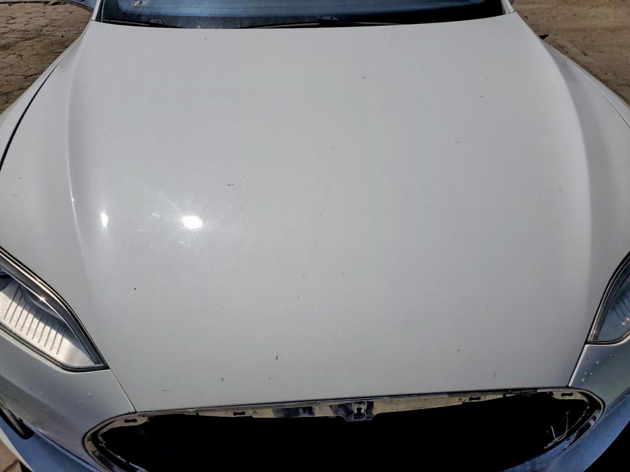 5YJSA1E49GF124982 · 2016 TESLA MODEL S · 11/13