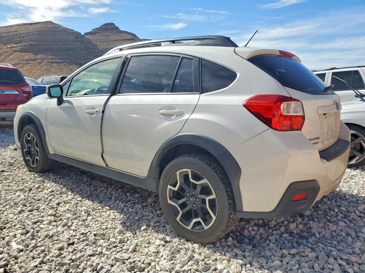 JF2GPABC8HG276986 · 2017 SUBARU CROSSTREK · 2/13