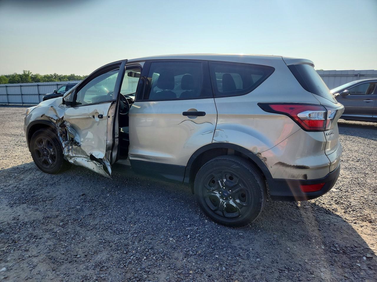 1FMCU0F79HUC59785 · 2017 FORD ESCAPE · 2/13