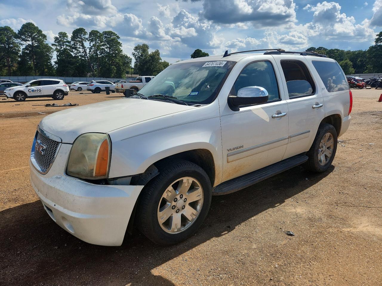 1GKS1CE09BR115425 · 2011 GMC YUKON