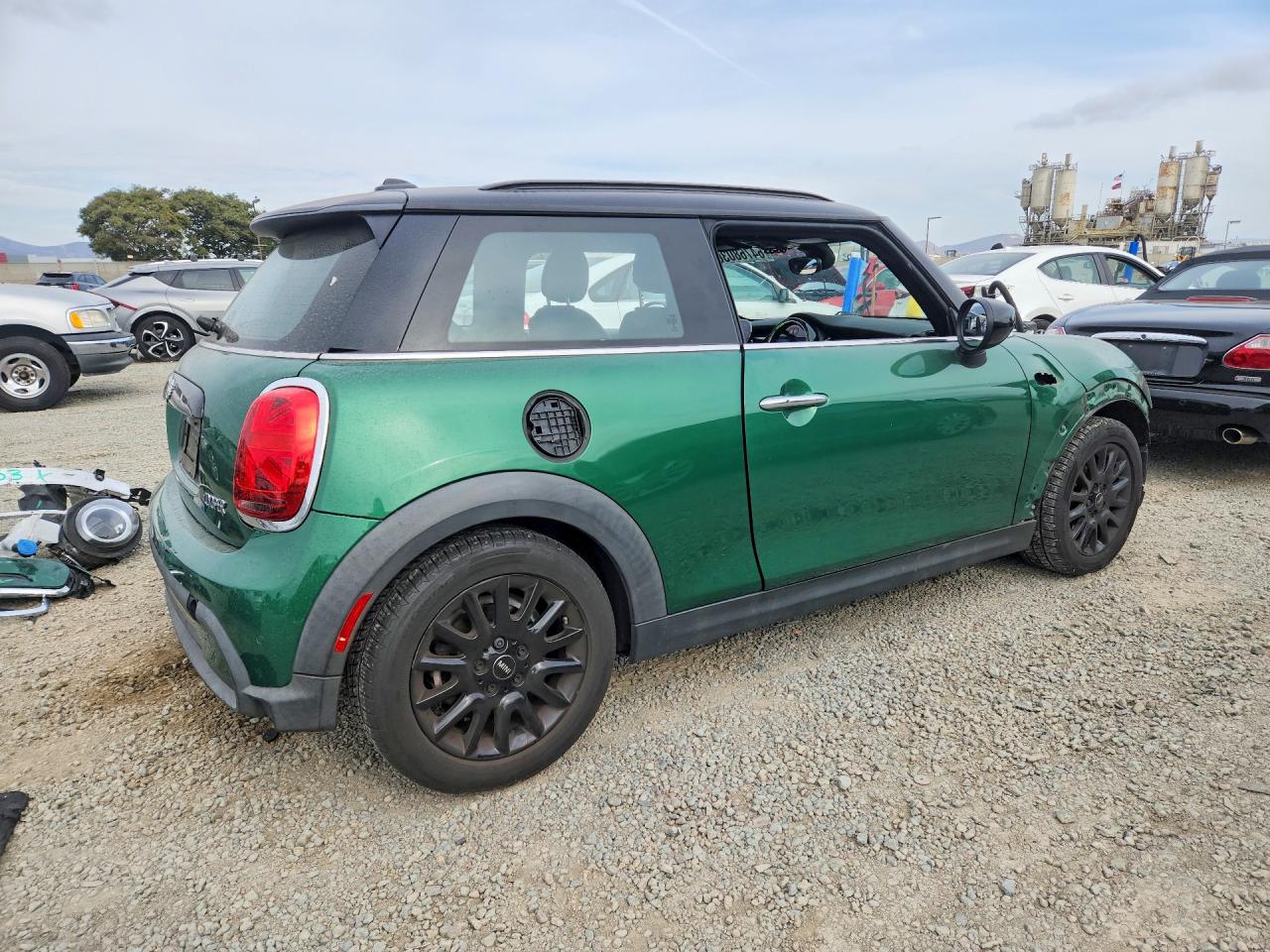 WMW33DH01N2P87033 · 2022 MINI COOPER · 3/13