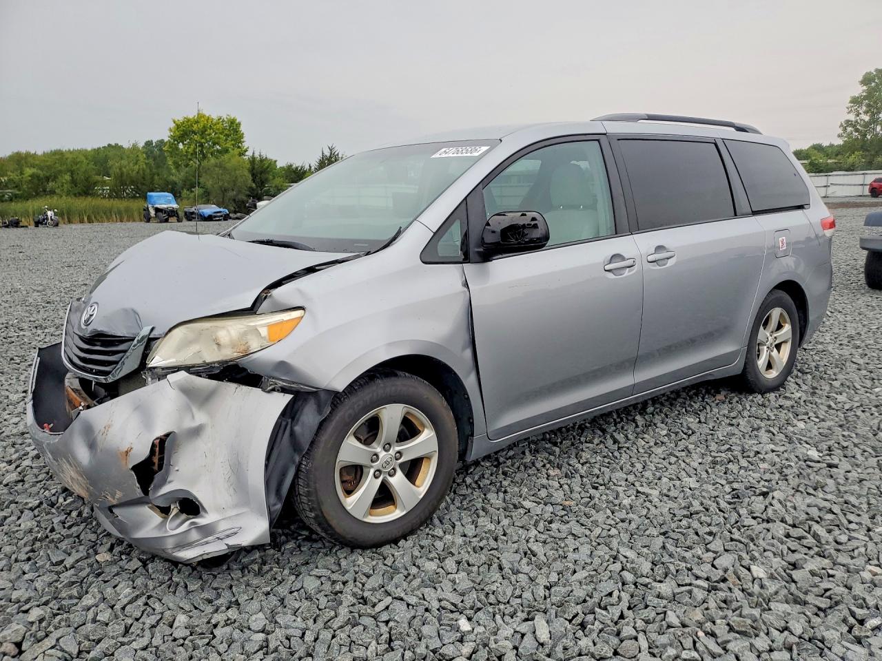 5TDKK3DC3DS298507 · 2013 TOYOTA SIENNA
