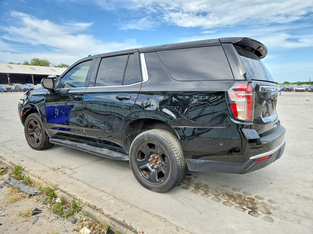 1GNSCLED3NR266460 · 2022 CHEVROLET TAHOE · 2/13