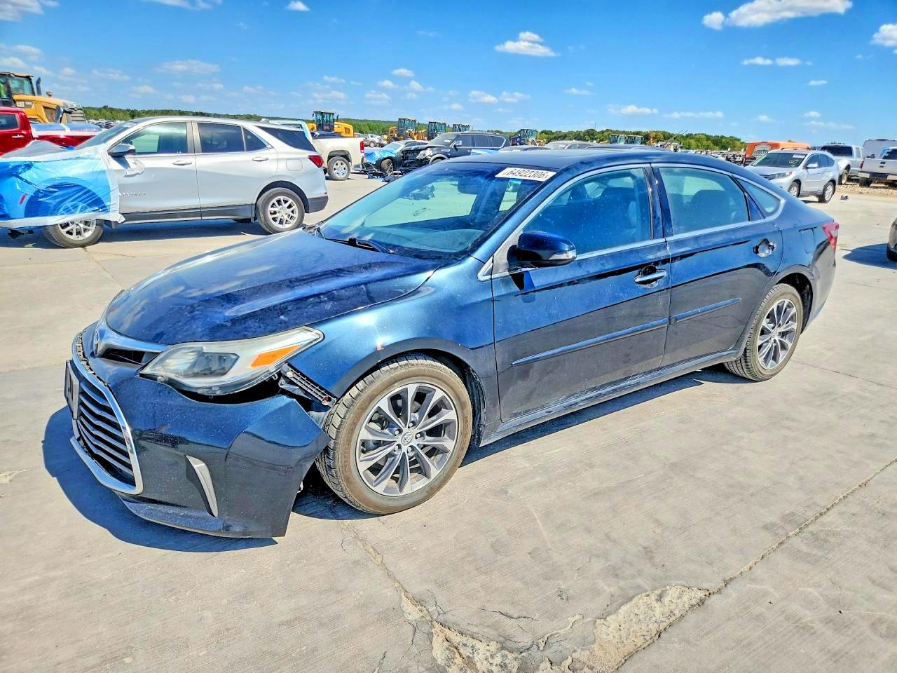 2016 TOYOTA AVALON