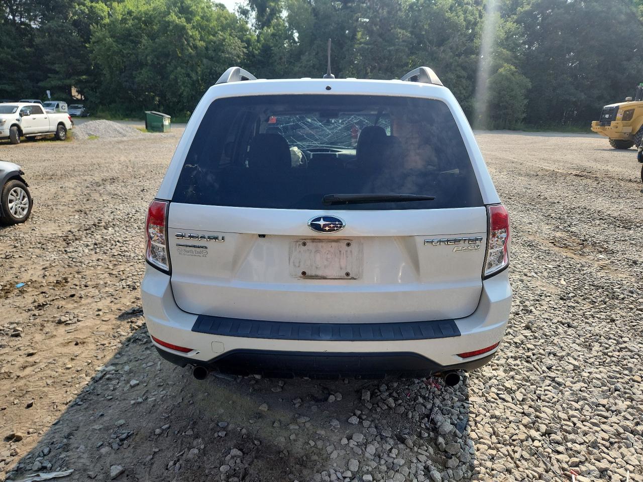 JF2SHAFC8BH735274 · 2011 SUBARU FORESTER · 6/12