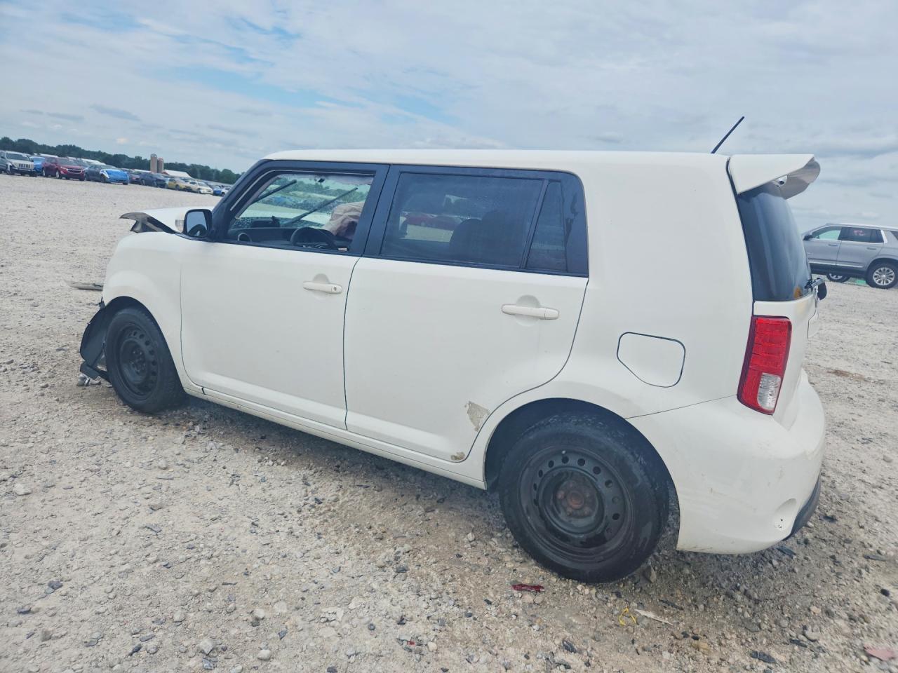 JTLZE4FEXFJ075136 · 2015 SCION XB · 2/13