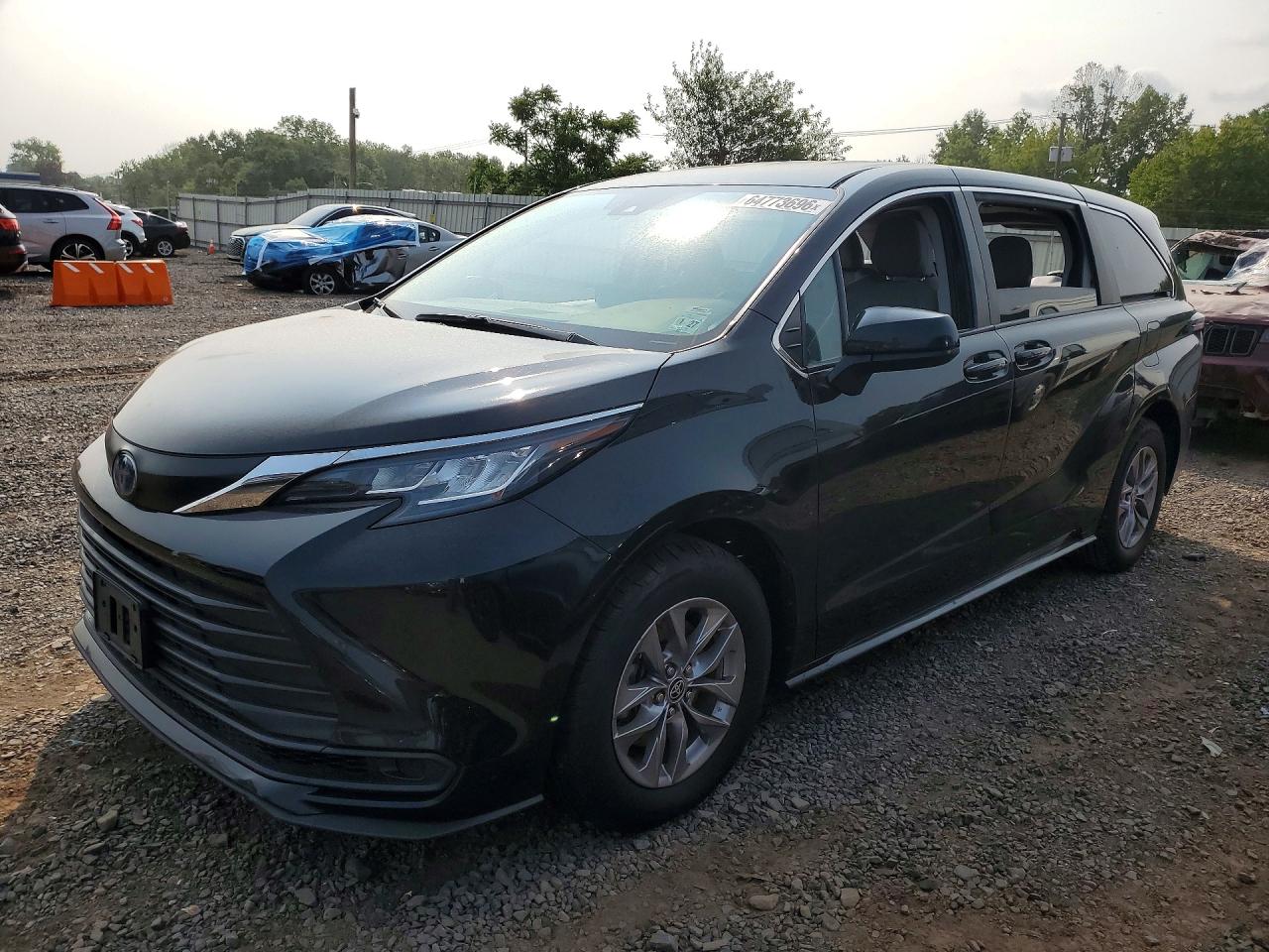 5TDKRKEC8NS102440 · 2022 TOYOTA SIENNA