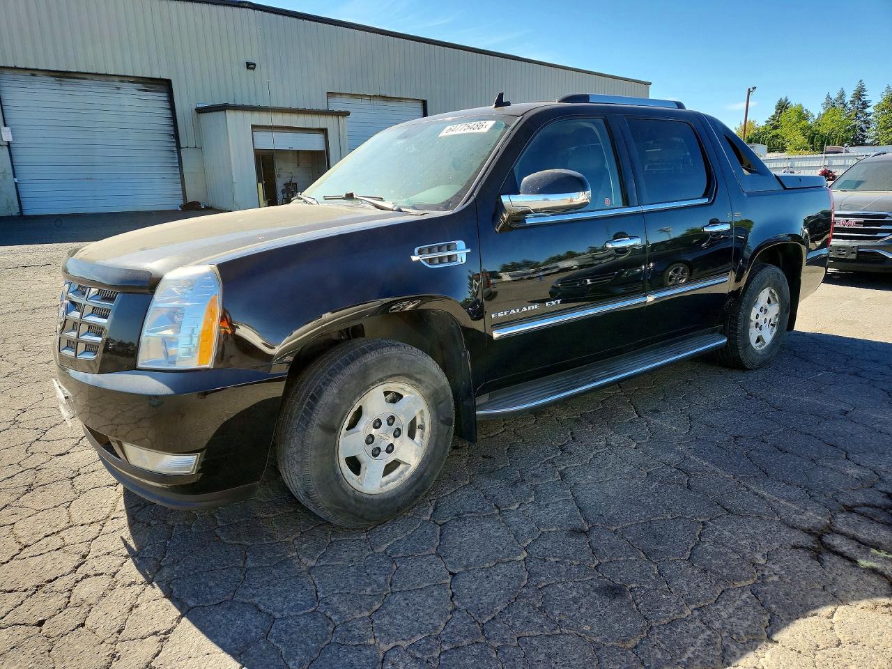 3GYT4MEF7BG170645 · 2011 CADILLAC ESCALADE