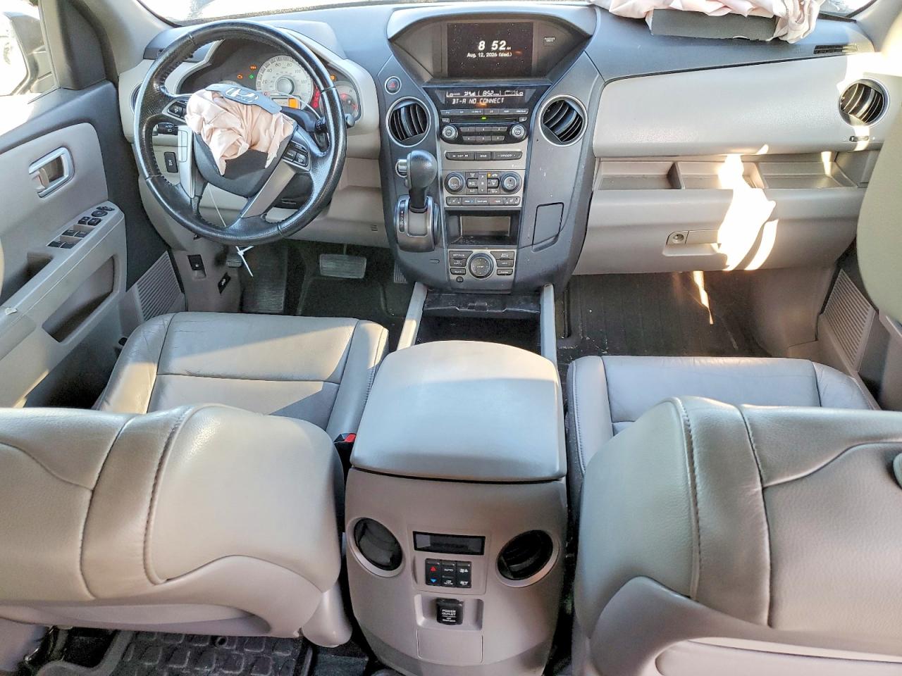 5FNYF4H78FB078997 · 2015 HONDA PILOT · 8/13