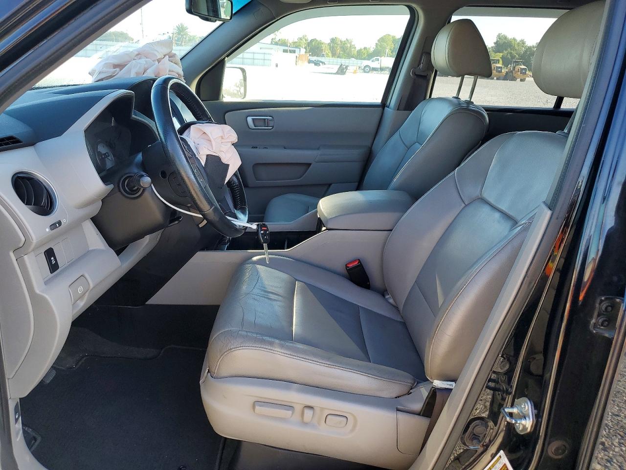 5FNYF4H78FB078997 · 2015 HONDA PILOT · 7/13