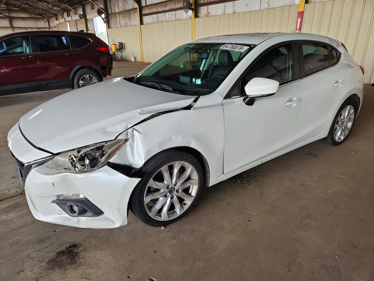 JM1BM1L34F1262891 · 2015 MAZDA 3
