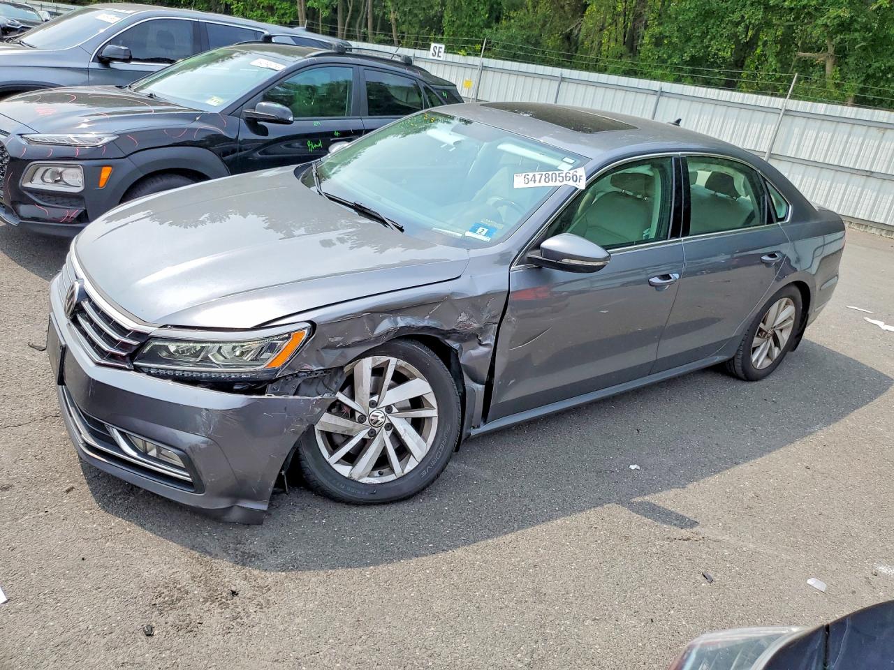 1VWBA7A3XJC044124 · 2018 VOLKSWAGEN PASSAT