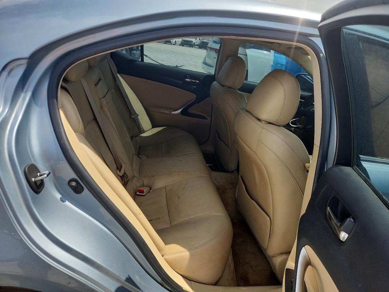 JTHBK262765000773 · 2006 LEXUS IS · 10/13