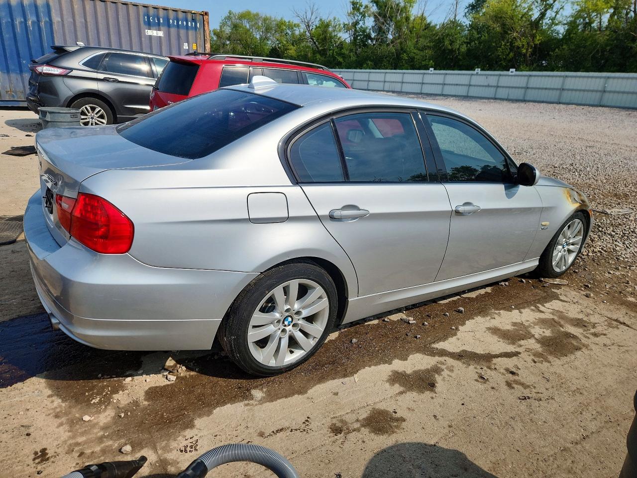 WBAPL5C59BA916857 · 2011 BMW 335 · 3/12