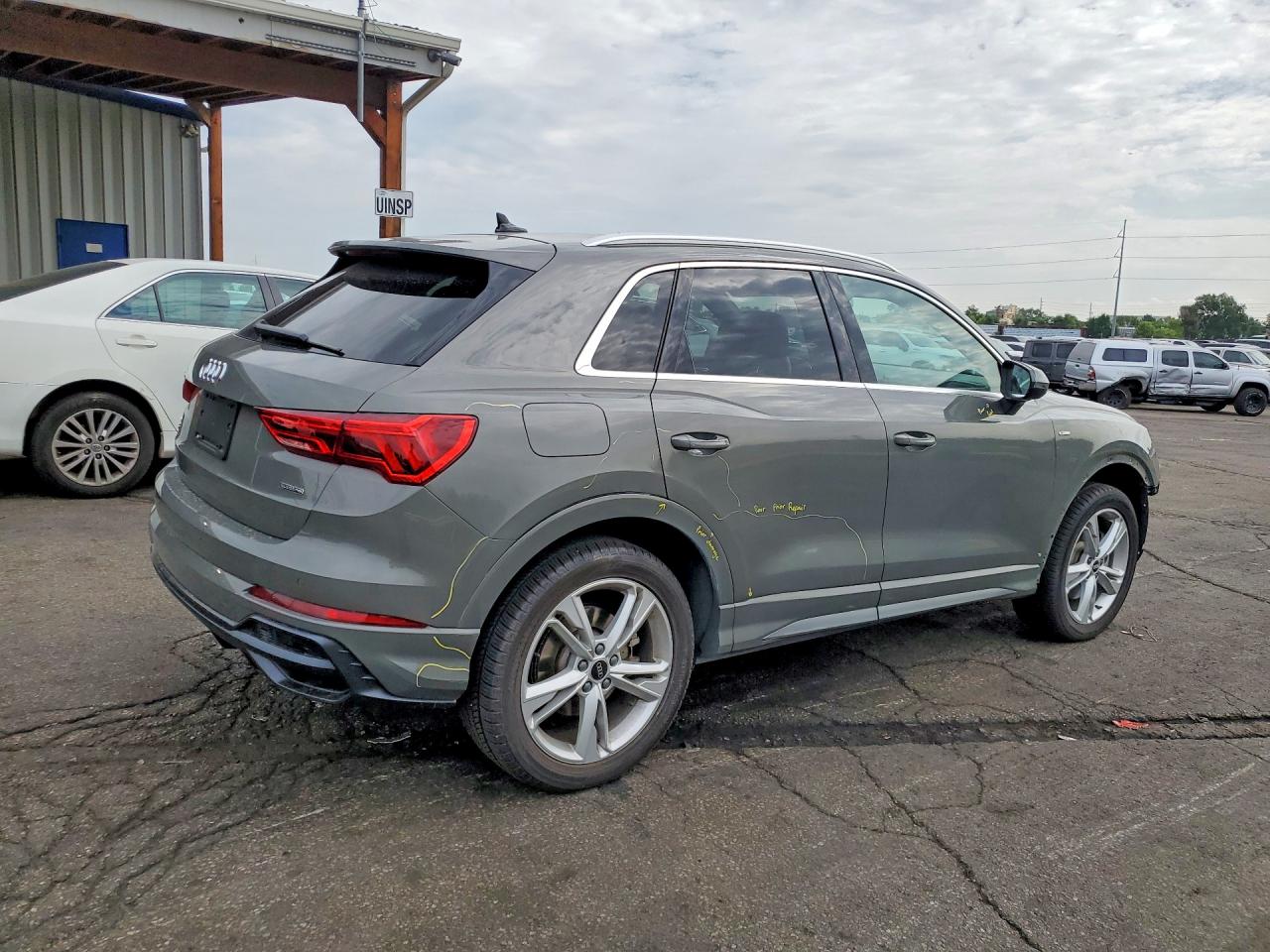 WA1EECF39M1045460 · 2021 AUDI Q3 · 3/12