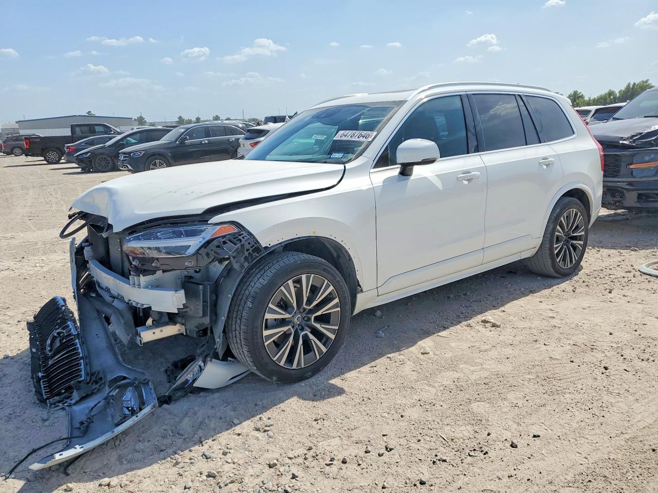 2020 VOLVO XC90