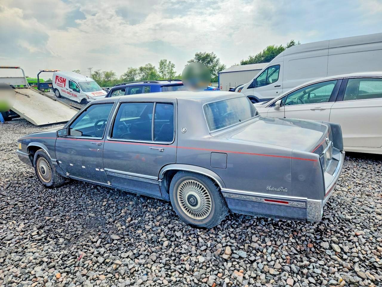 1G6CD53B6N4230897 · 1992 CADILLAC DEVILLE · 2/12