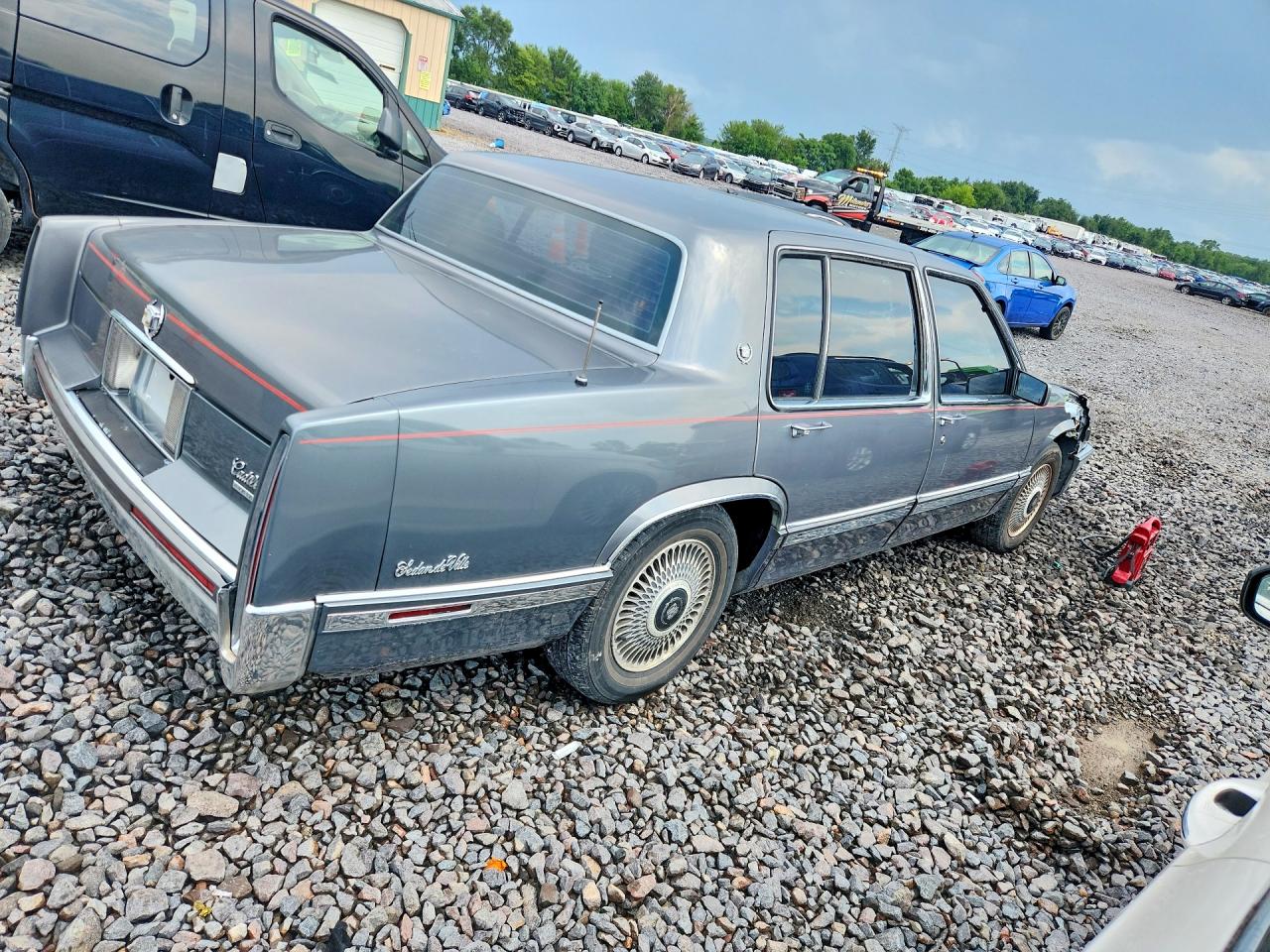 1G6CD53B6N4230897 · 1992 CADILLAC DEVILLE · 3/12