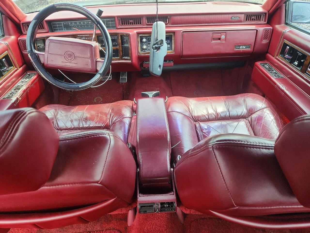 1G6CD53B6N4230897 · 1992 CADILLAC DEVILLE · 8/12