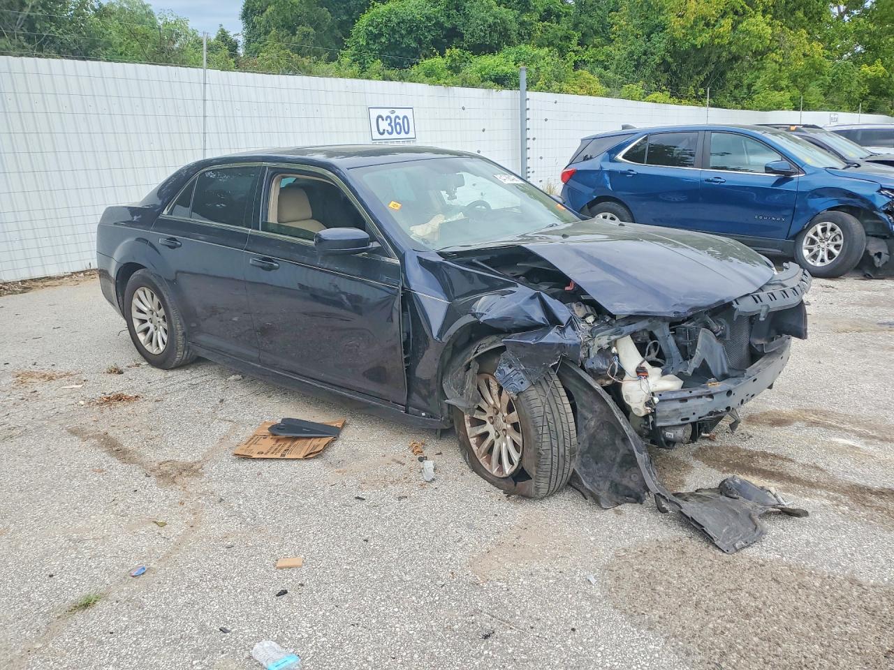 2C3CCAAG6CH139009 · 2012 CHRYSLER 300 · 4/12