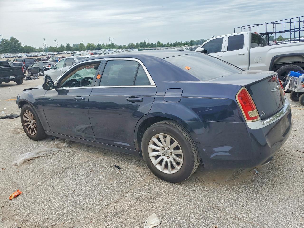 2C3CCAAG6CH139009 · 2012 CHRYSLER 300 · 2/12