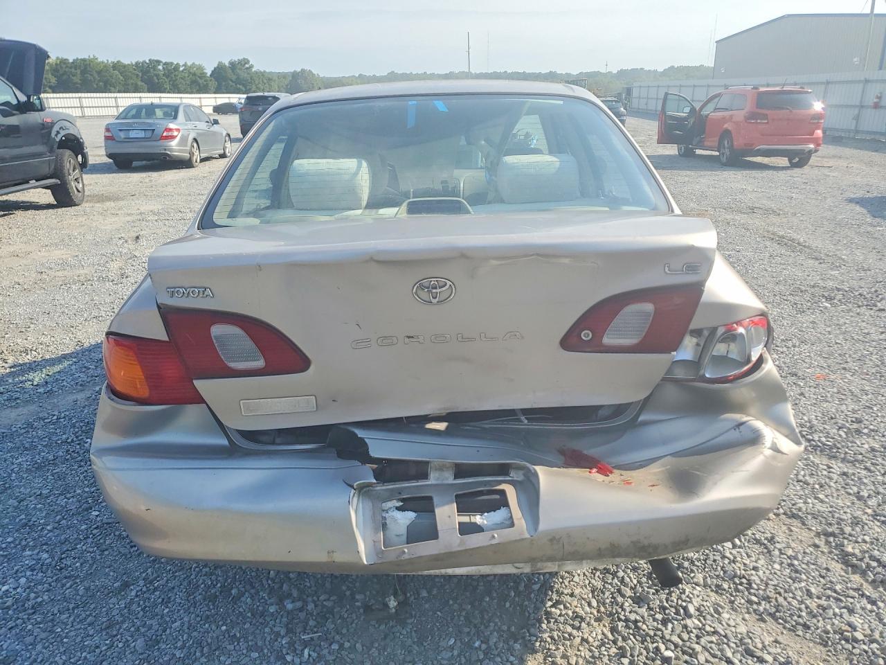 2T1BR12E6YC304819 · 2000 TOYOTA COROLLA · 6/12