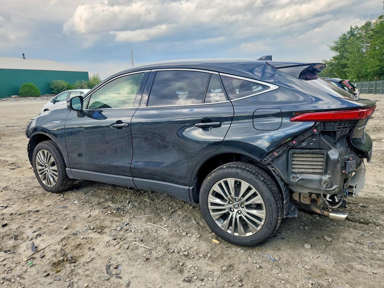 JTEAAAAH4MJ073542 · 2021 TOYOTA VENZA · 2/13