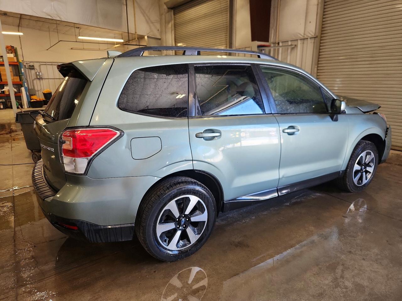 JF2SJAEC6JH468673 · 2018 SUBARU FORESTER · 3/13