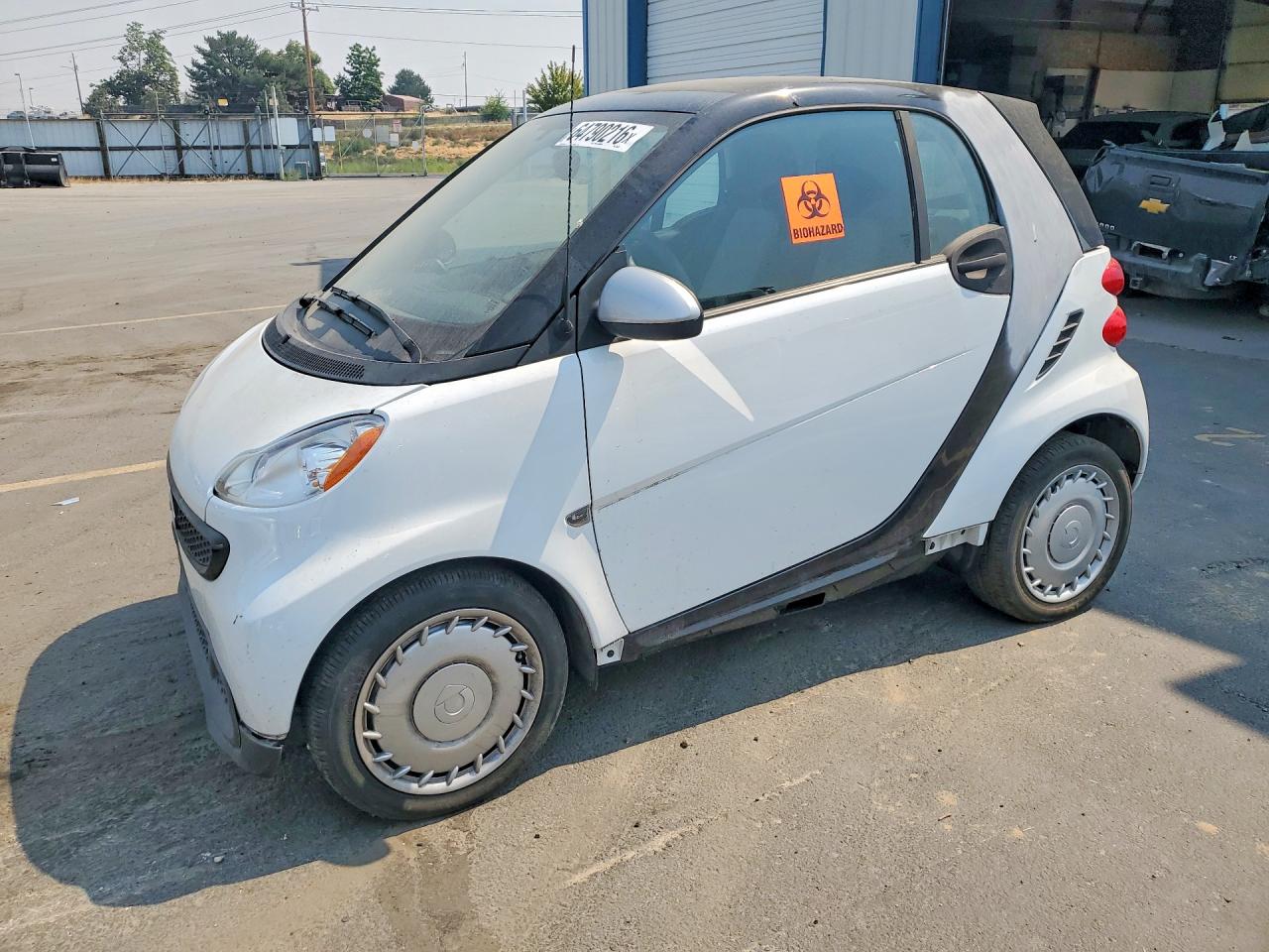 WMEEJ3BA4FK806822 · 2015 SMART FORTWO