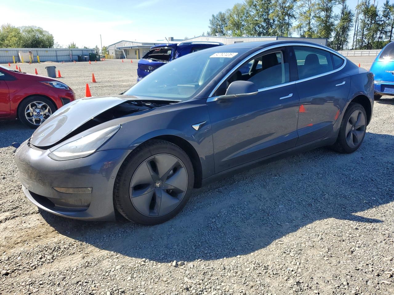 5YJ3E1EBXKF495696 · 2019 TESLA MODEL 3
