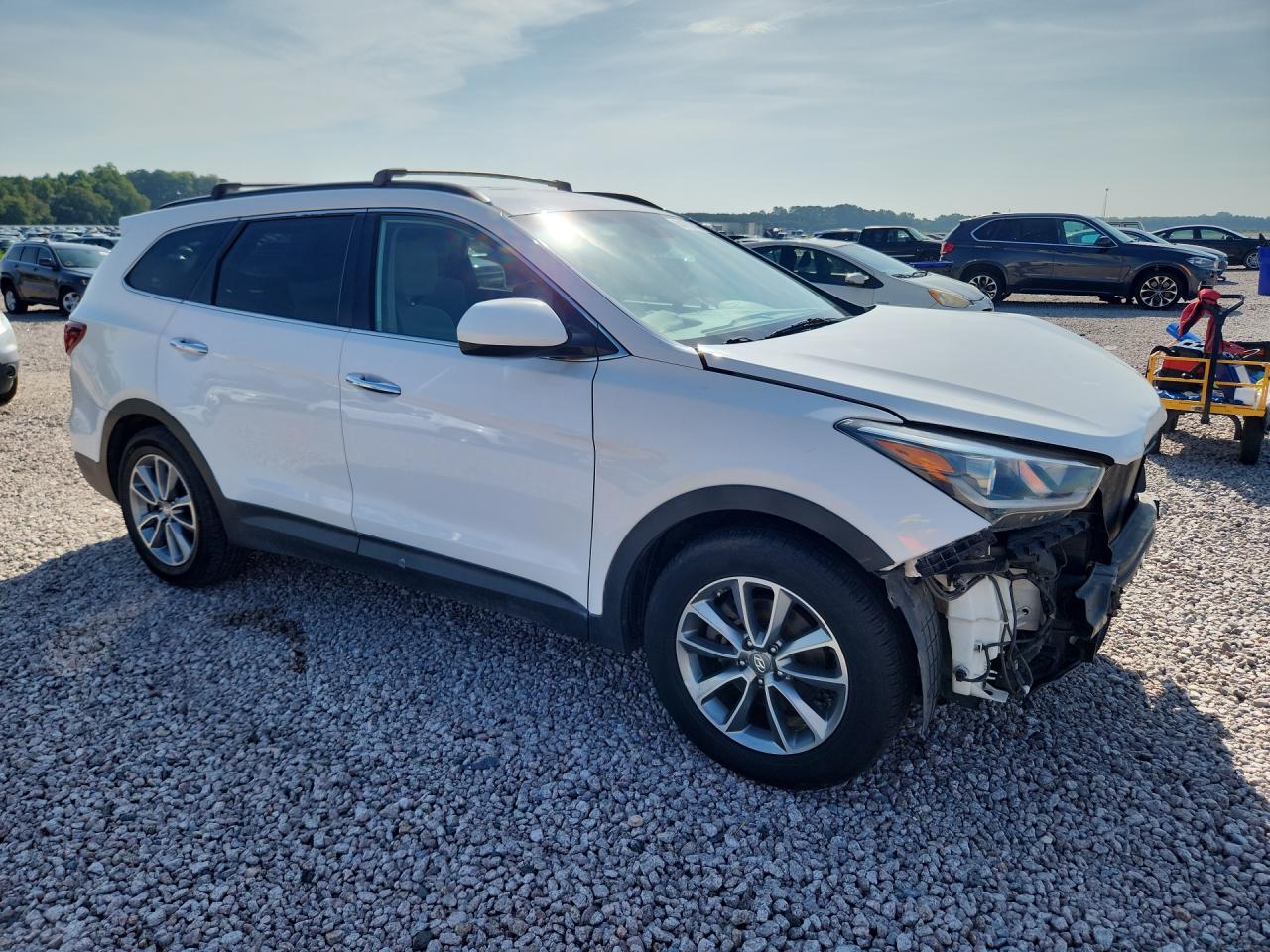 KM8SMDHF9HU255162 · 2017 HYUNDAI SANTA FE · 4/14
