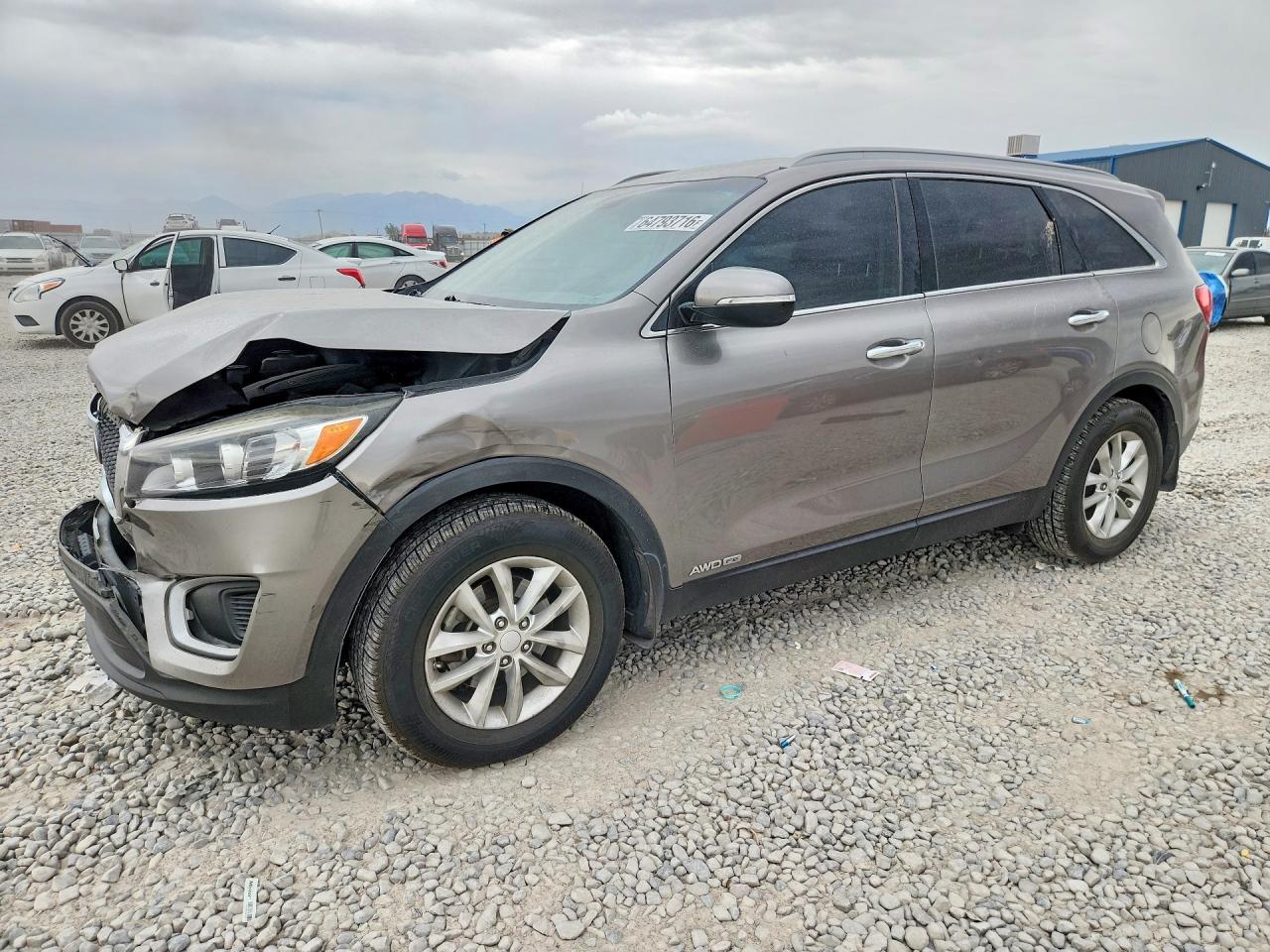 5XYPGDA5XGG137818 · 2016 KIA SORENTO