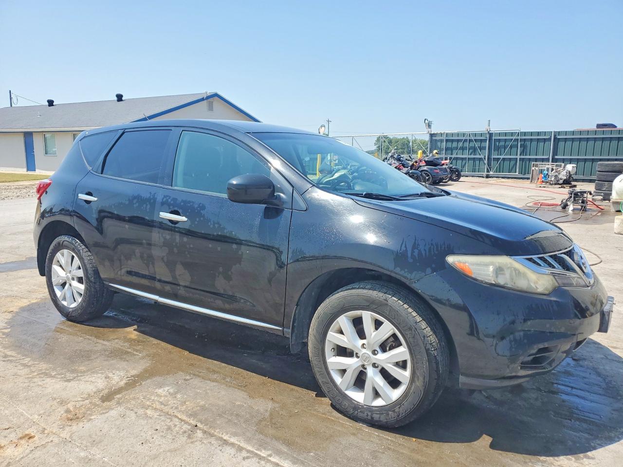 JN8AZ1MU3BW059609 · 2011 NISSAN MURANO · 4/14