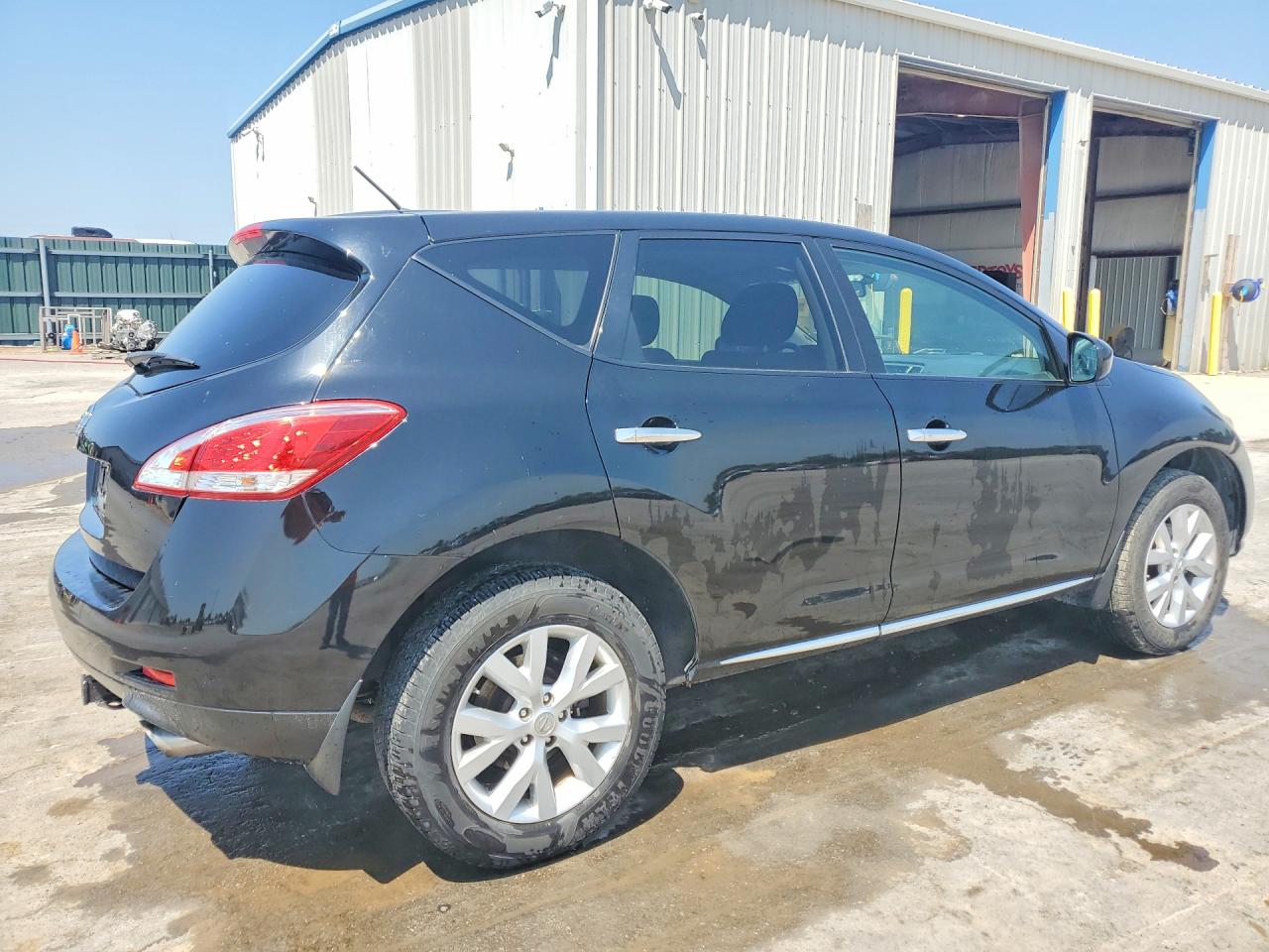 JN8AZ1MU3BW059609 · 2011 NISSAN MURANO · 3/14