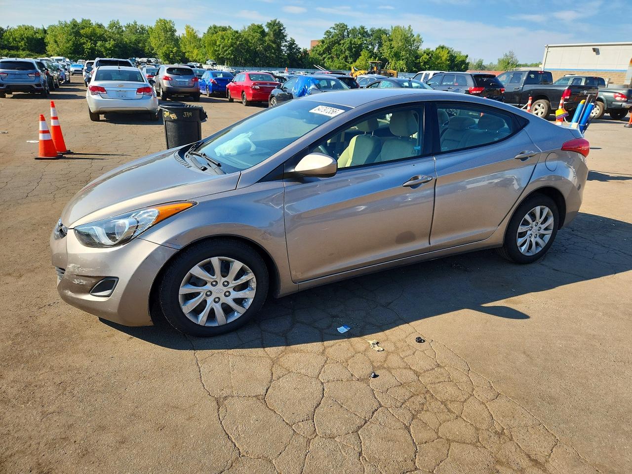5NPDH4AE6BH019945 · 2011 HYUNDAI ELANTRA