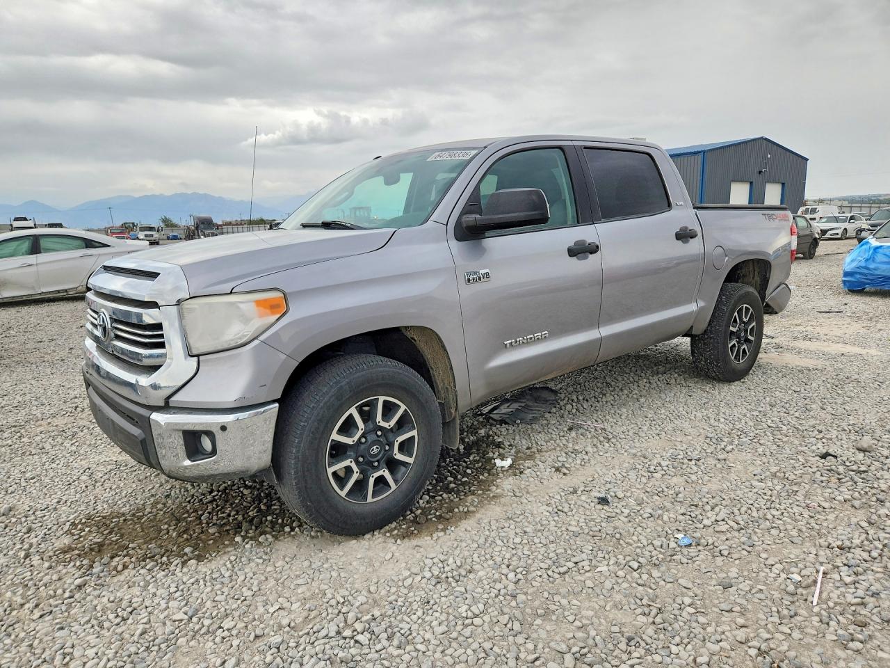5TFDW5F10HX605636 · 2017 TOYOTA TUNDRA