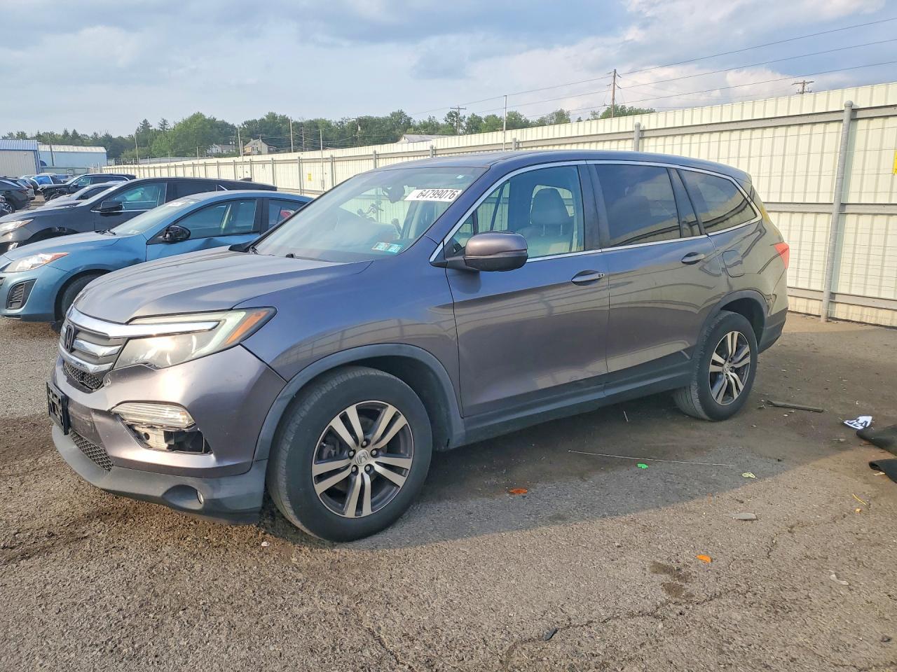 5FNYF6H53GB070852 · 2016 HONDA PILOT