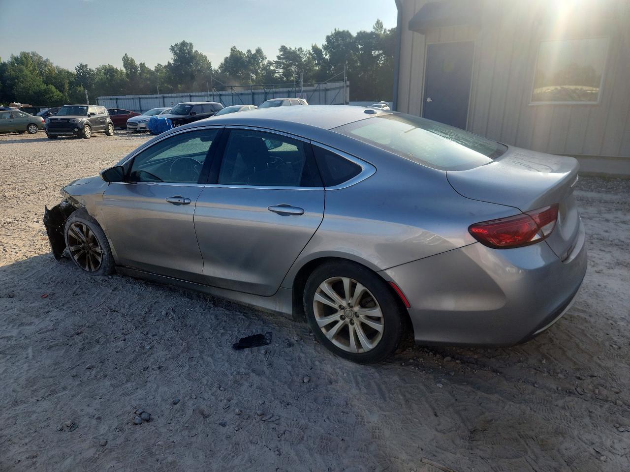 1C3CCCAB3FN688159 · 2015 CHRYSLER 200 · 2/12