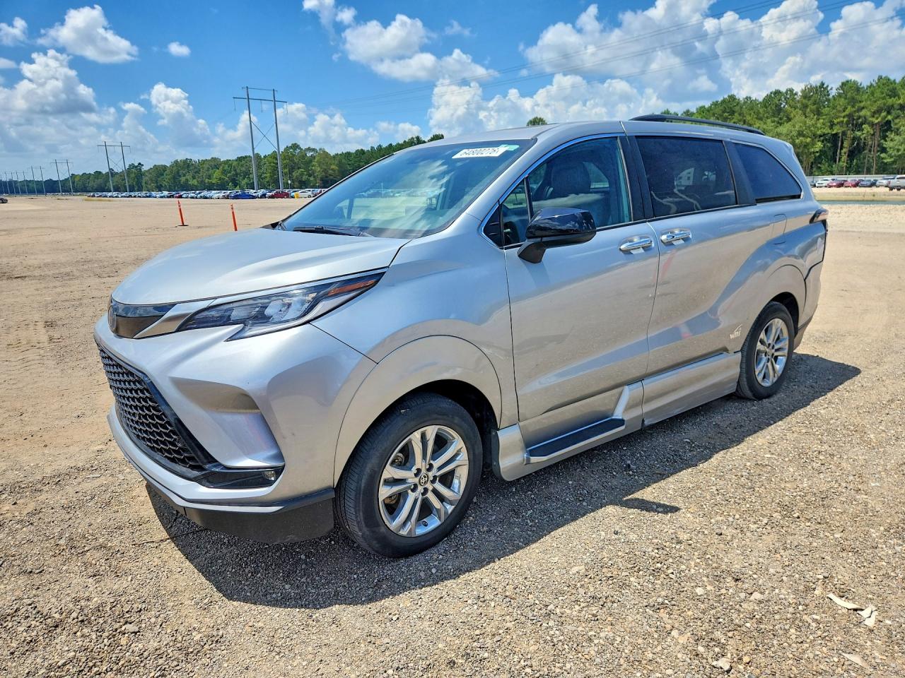 5TDDSKFC6NS071359 · 2022 TOYOTA SIENNA