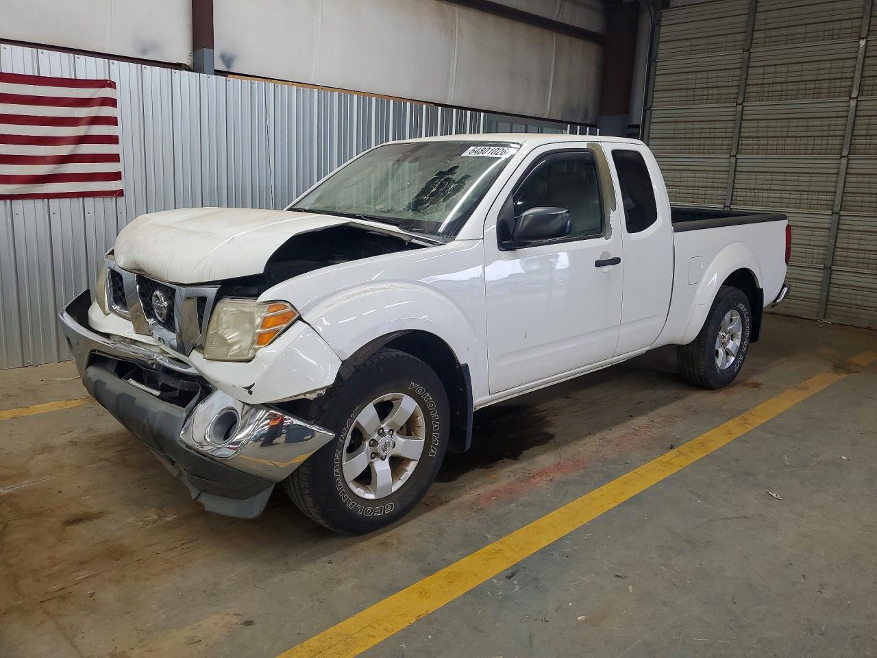 2011 NISSAN FRONTIER
