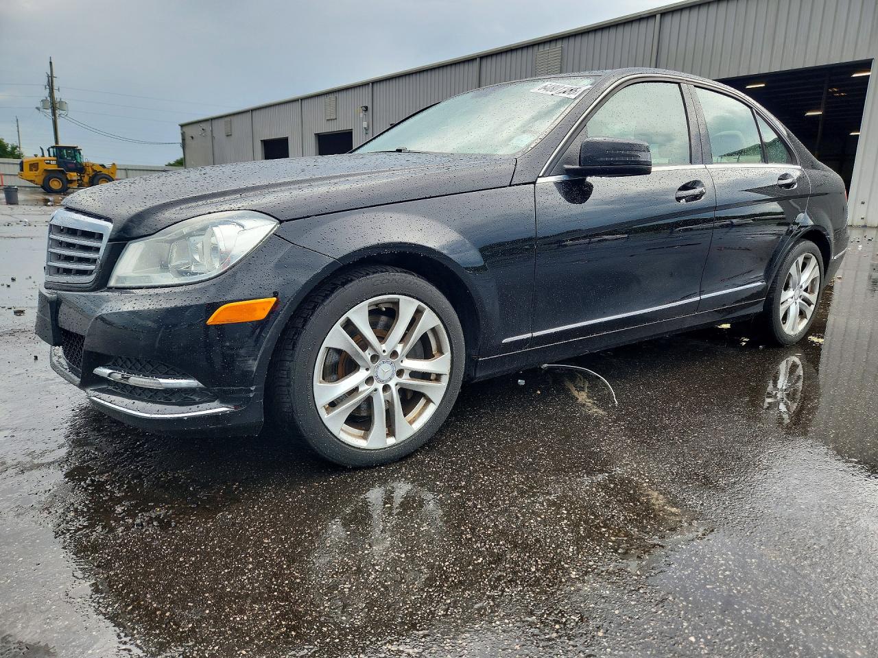 2014 MERCEDES-BENZ C