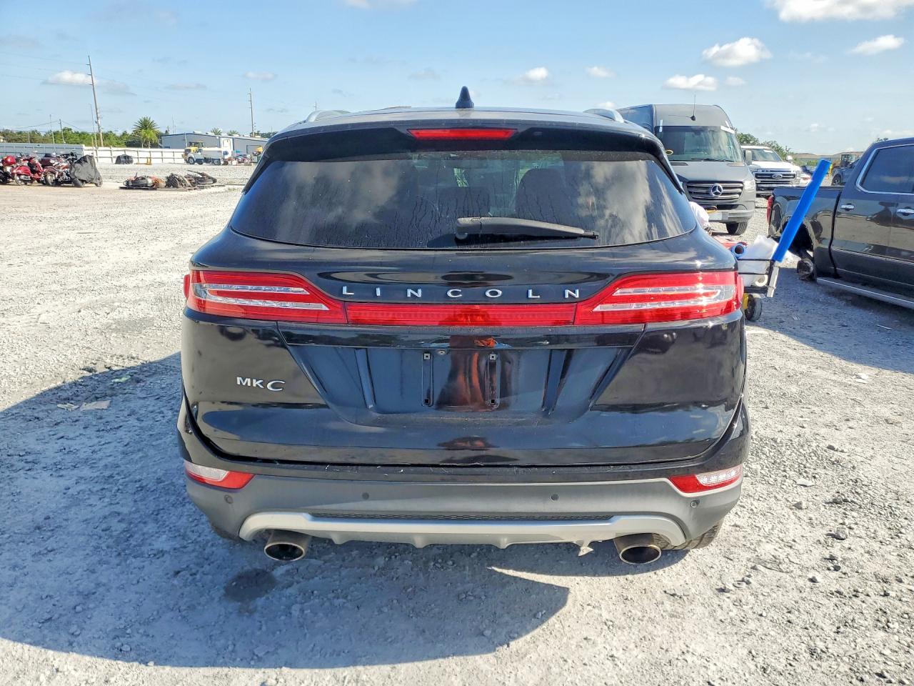 5LMTJ3DH6HUL36681 · 2017 LINCOLN MKC · 6/13